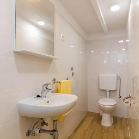 Apartment In Stoja Mit Grill *